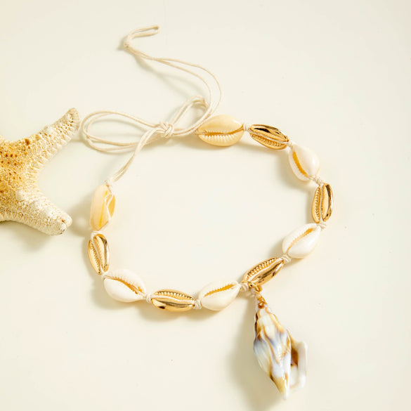 Handmade Woven Shell Conch Necklace Bohemian Beach Style Geometric Pattern For Women