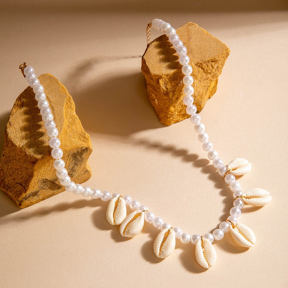 Handmade Woven Shell Conch Necklace Bohemian Beach Style Geometric Pattern For Women