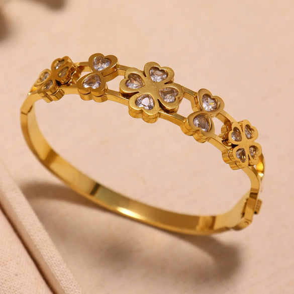 Heart Fourleaf Flower Stainless Steel Bracelet With Vacuum Electroplated 18K Real Gold For Women
