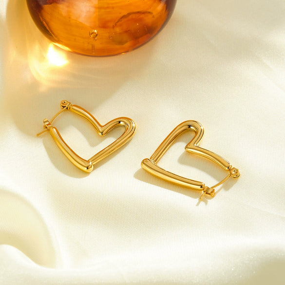Heart Shaped Stainless Steel Earrings For Women With Vacuum Plated Gold Tone Finish Simple Geometric Fashion Style