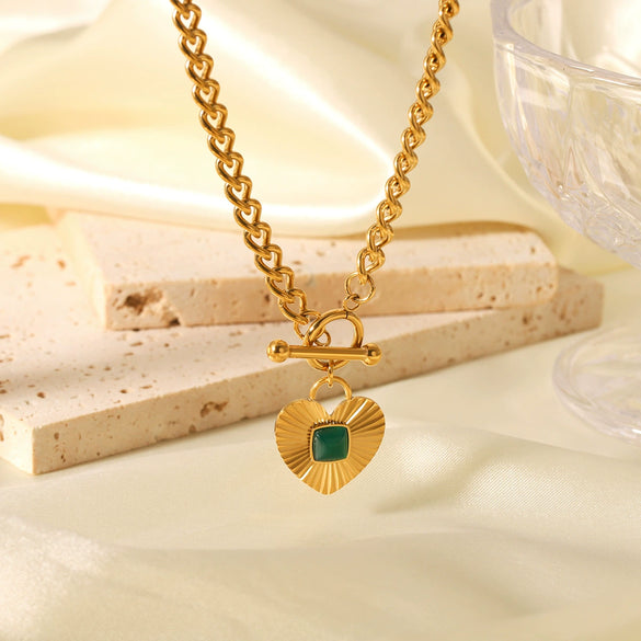 Heartshaped Pendant Inlaid With Green Agate Stainless Steel Cuban Chain Necklace For Women