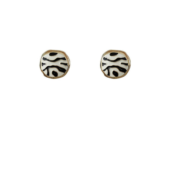 High End Retro Geometric Round Copper Earrings For Women With Black And White Striped Enamel Look Electroplated Finish