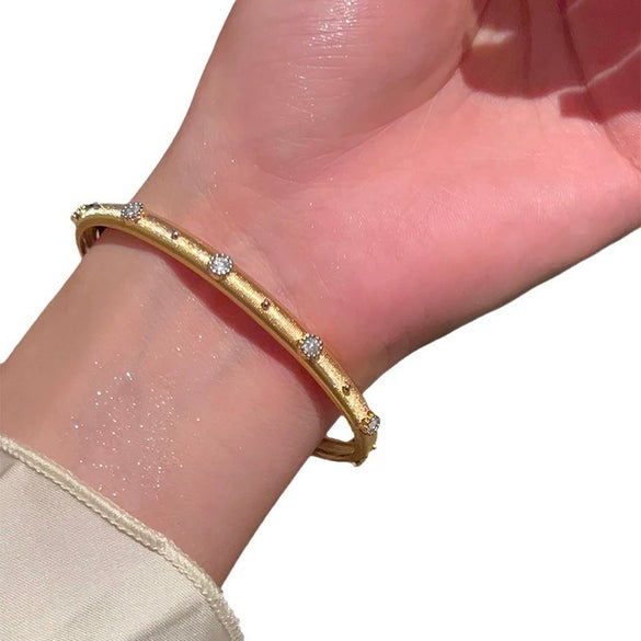 High Grade Brushed Zircon Bracelet With Real Gold Plated Copper Material High End Feel Palace Style Design