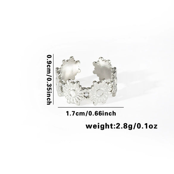 High Grade Retro Niche Design Titanium Steel Geometric Hollow Finger Ring With Electroplating For Women