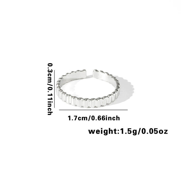 High Grade Retro Niche Design Titanium Steel Geometric Hollow Finger Ring With Electroplating For Women