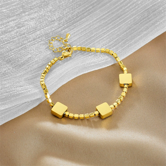 High Grade Women's Titanium Steel Bracelet With Green Diamond And Geometric Design Electroplated