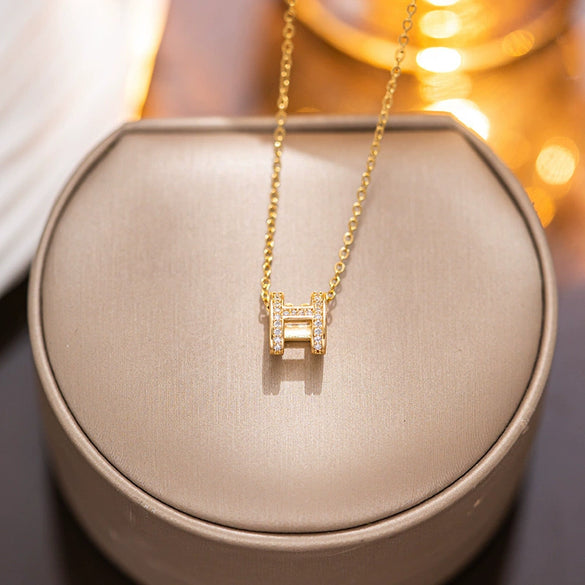 High Grade Women's Titanium Steel Letter H Necklace With Electroplating In Simple Cold Style All Match Clavicle Chain For Summer