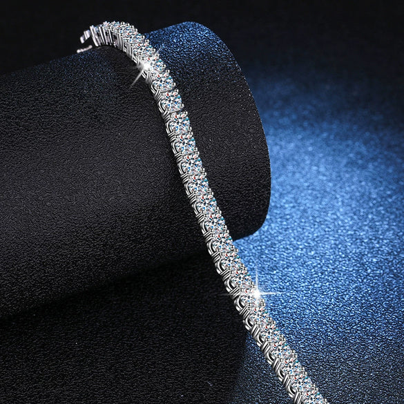 High Quality S925 Silver Platinum Plated Moissanite Light Luxury Geometric Tennis Bracelet With High Carbon Stone