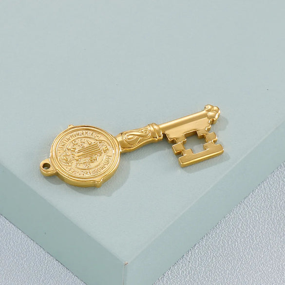 1 Piece Stainless Steel 18K Gold Plated Key Pendant