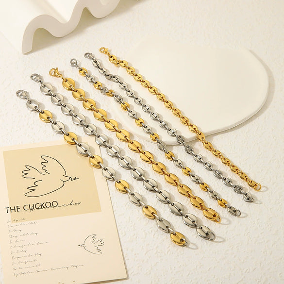 Hip Hop Style Stainless Steel Pig Nose Bracelet For Women With 18K Electroplating