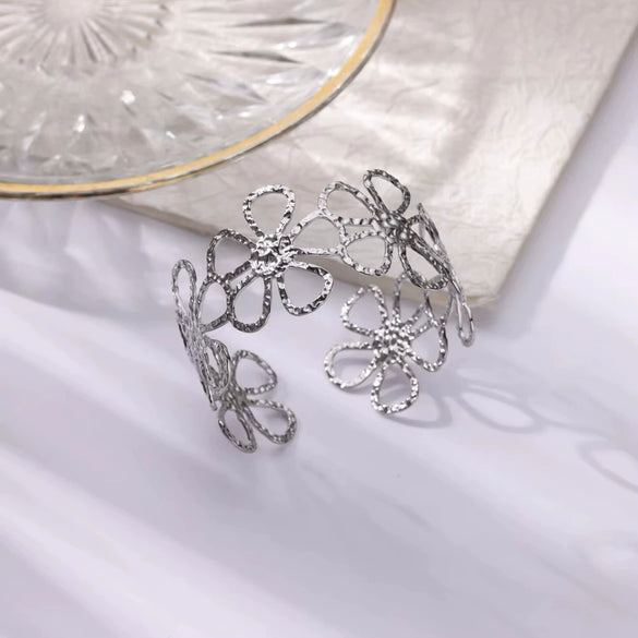 Hollow Flower Exaggerated Opening Bracelet Iron Electroplating Minimalist Style