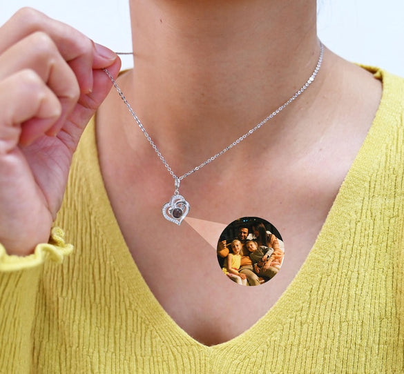 Custom Heart Projection Photo Necklace,Couple Photo Necklace,Wedding Gift,Best Friend Gift for her,Birthday Gift,Pet Memorial Picture Gift