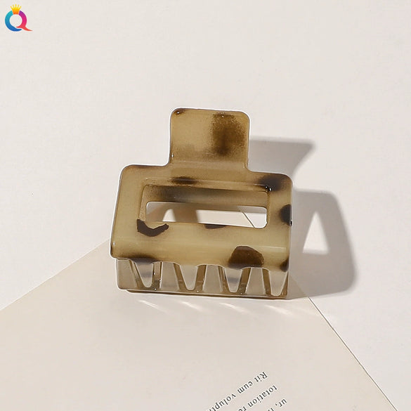Imitation Acetic Acid Handmade Leopard Print Geometric Hair Clip For Women