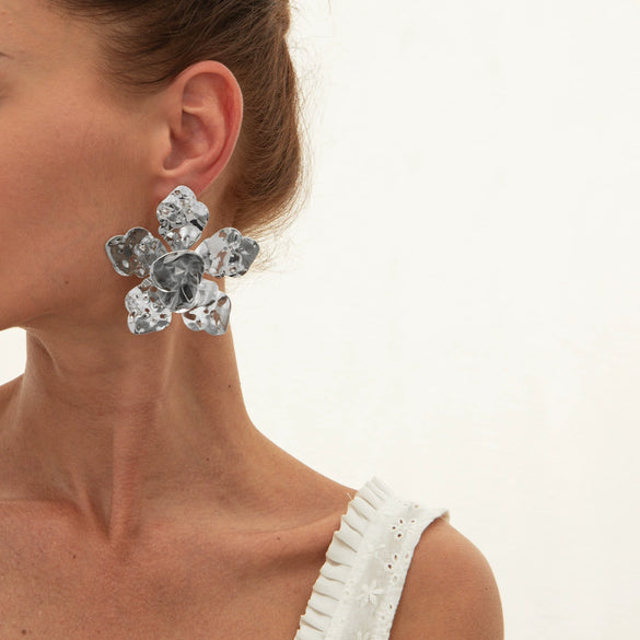 Ins Style Metal Leaf And Flower Pleated Earrings With Electroplating Design For Women