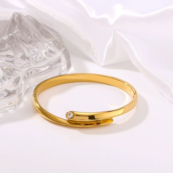 Ins Trendy Minimalist Diamond Design Sense Titanium Steel Irregular Bracelet With 18K Gold Vacuum Plating