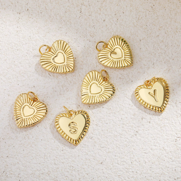Jewelry Accessories Copper Plated Real Gold Heart Shaped Pendant With Dragon Pattern And Letter Style
