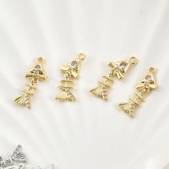 Jewelry Accessories Copper Small Fish Bone Pendant Electroplated With Fine Powder Zirconium And Pearl For Diy