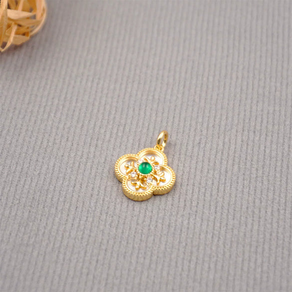 Jewelry Accessories Snowflake Four Leaf Clover Copper Plated 18K Gold Diy Hand Made Minimalist Geometric Pendant For Bracelet Necklace Earrings