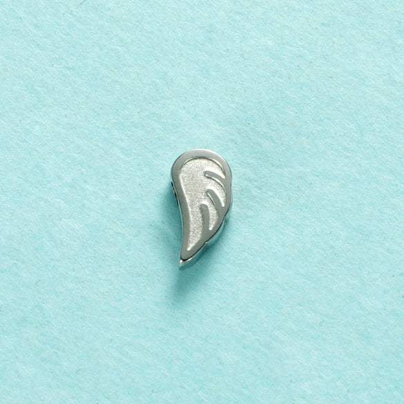 Jewelry Accessories Stainless Steel Angel Wings Pendant With Wave Pattern And Electroplating Treatment