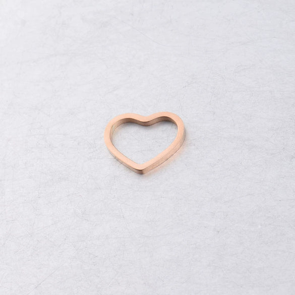 Jewelry Accessories Stainless Steel Hollow Heart Pendant And Ring With Smooth Pattern And Fine Polishing