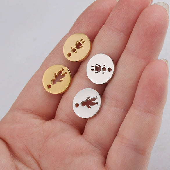 Jewelry Accessories Stainless Steel Round Hollow Humanshaped Fine Polishing Glossy Pendant For Boys And Girls