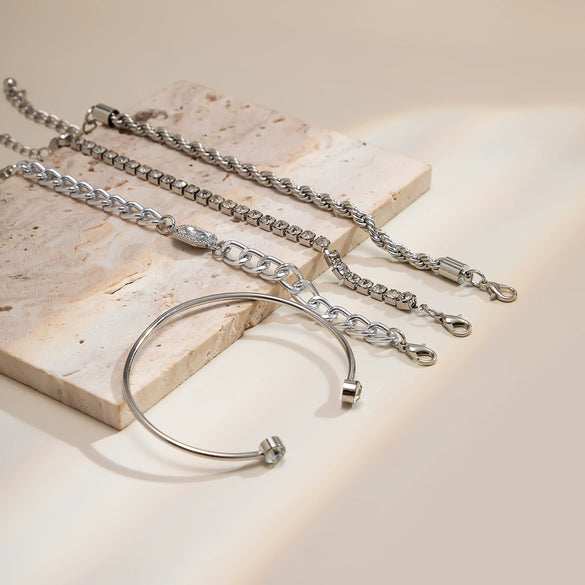 Jewelry Alloy Full Twist Chain Bracelet Geometric Style Diamond Design For Women