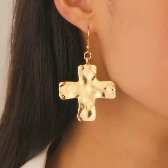 Jewelry Alloy Geometric Cross Pendant Necklace Electroplated Cold Style Clavicle Chain For Women