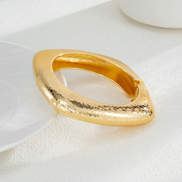 Jewelry Alloy Hammered Electroplated Irregular Exaggerated Bracelet For Women