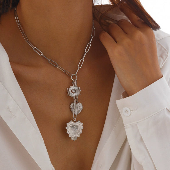 Jewelry Alloy Heartshaped Pendant Clavicle Chain With Zircon And Electroplating For Women