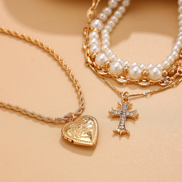 Jewelry Alloy Iron Chain Imitation Pearl Geometric Peach Heart Electroplating Women's Clavicle Chain Necklace