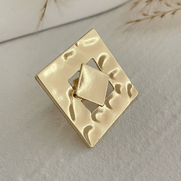Jewelry Alloy Light Luxury Geometric Irregular Hollow Square Ring Electroplating For Women