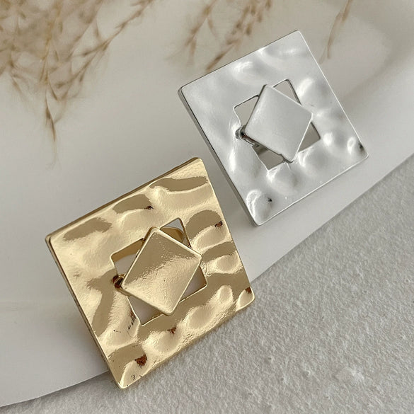 Jewelry Alloy Light Luxury Geometric Irregular Hollow Square Ring Electroplating For Women