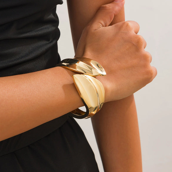 Jewelry Alloy Light Luxury Round Irregular Metallic Drop Bracelet Electroplating