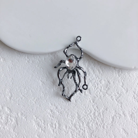 Jewelry Alloy Metallic Spider Exaggerated Funny Personality Environmental Protection
