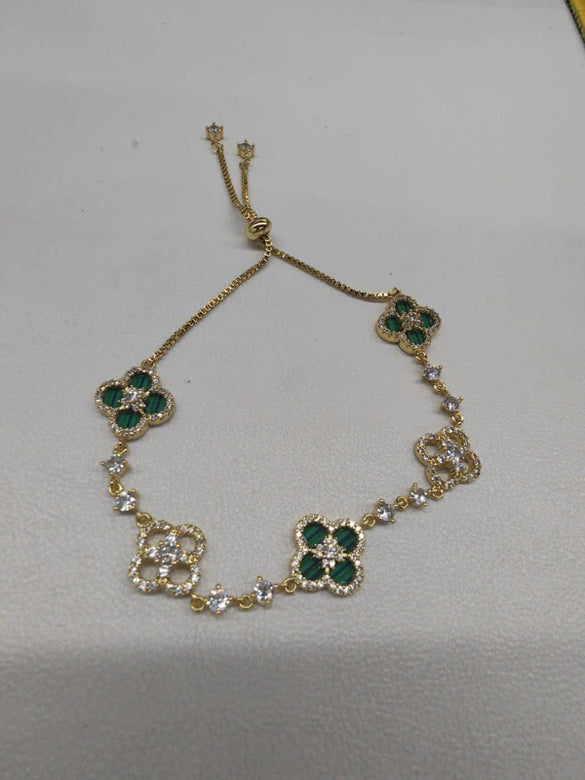 Jewelry Alloy Sweet Sakura Leaves Shaped Bracelet Microinlaid Zircon Set With Diamonds Fashion Style