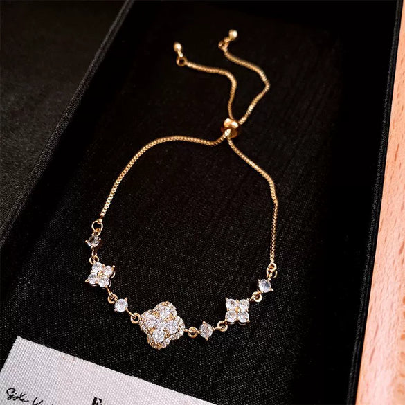 Jewelry Alloy Sweet Sakura Leaves Shaped Bracelet Microinlaid Zircon Set With Diamonds Fashion Style