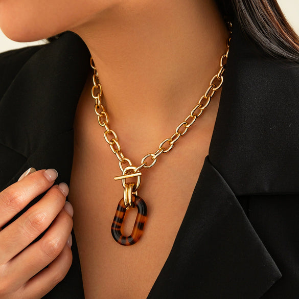 Jewelry Aluminum Chain And Acrylic Geometric Irregular Leopard Buckle Clavicle Chain Electroplated For Women Highend