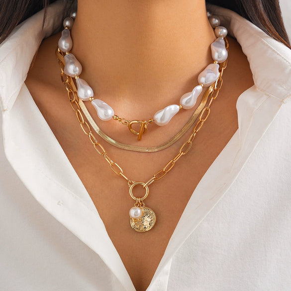 Jewelry Baroque Shaped Imitation Pearl And Alloy Clavicle Chain With Geometric Pendant Electroplated Multilayer Necklace