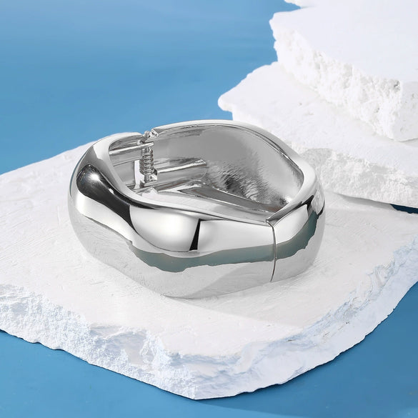 Jewelry Bracelets Alloy Geometric Exaggerated Design Electroplating Wave Shape