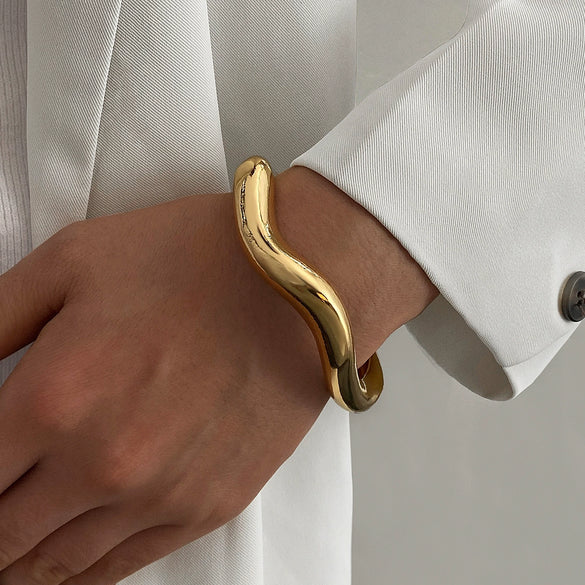 Jewelry Bracelets Alloy Geometric Exaggerated Design Electroplating Wave Shape