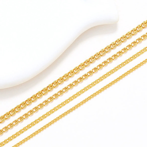 Jewelry Copper Alloy Electroplated Gold Necklace For Women With Cross Design