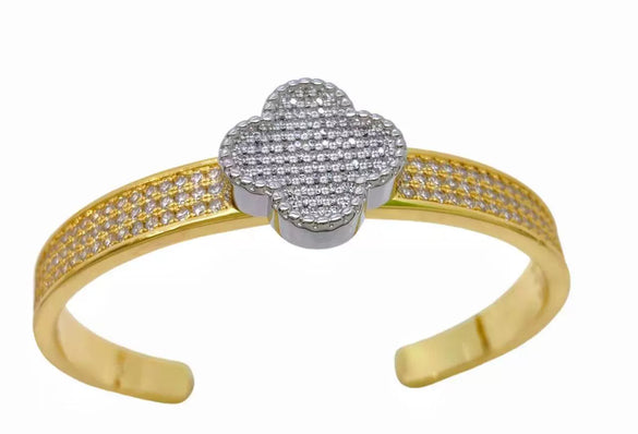 Jewelry Copper Cshaped Fourleaf Clover Twocolor Plating Zirconia Light Luxury