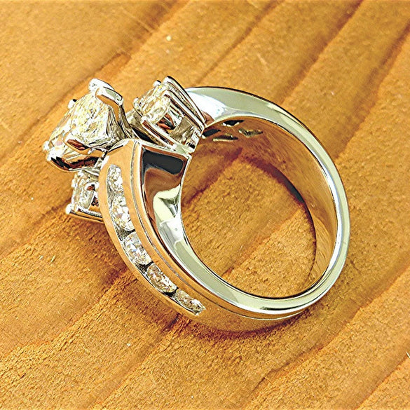 Jewelry Copper Geometric Horse Eye Shaped Zircon Ring For Women