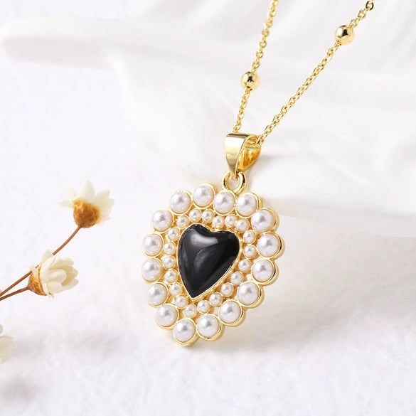 Jewelry Copper Goldplated Heartshaped Pendant Necklace Clavicle Chain Electroplating