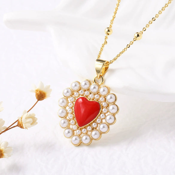 Jewelry Copper Goldplated Heartshaped Pendant Necklace Clavicle Chain Electroplating