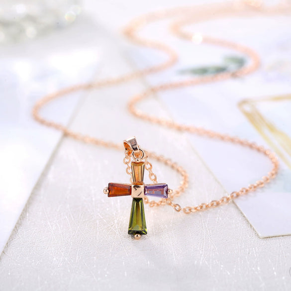 Jewelry Copper Pendant Necklace With Geometric Pattern And Ochain