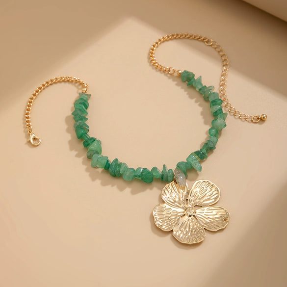 Jewelry Gravel Iron Metal Electroplated Bohemian Flower Pendant Clavicle Chain