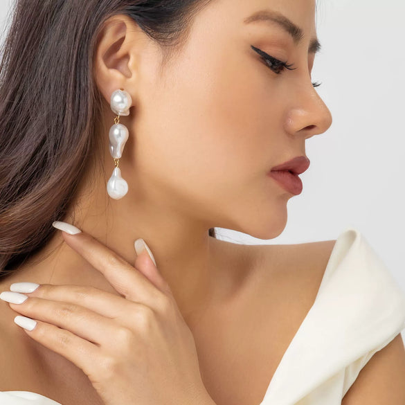 Jewelry Imitation Pearl Geometric Leaf Pleated Electroplated Women's Earrings