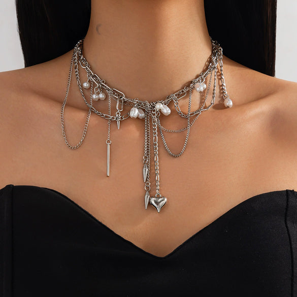 Jewelry Imitation Pearl Iron Pendant Necklace Geometric Heart Shape Electroplating For Women