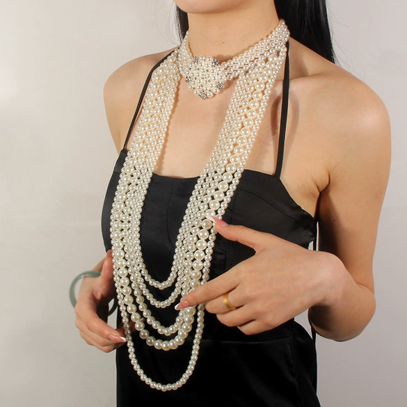 Jewelry Imitation Pearl Ushaped British Retro Style Snake Bone Chain Necklace With Pearlescent Treatment